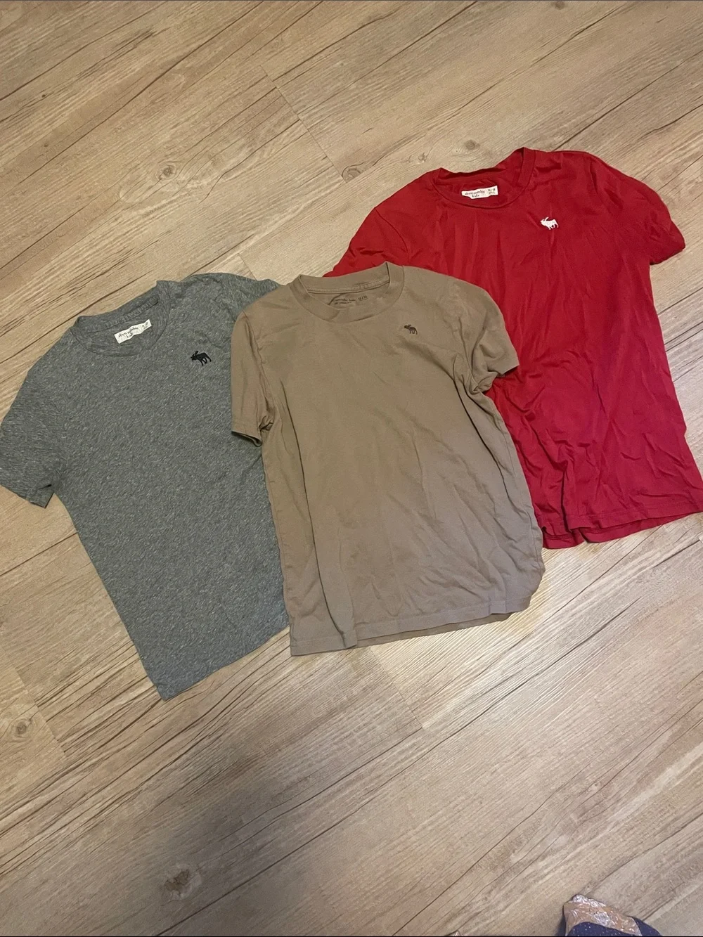 Abercrombie & Fitch Kid’s Crew Neck T-Shirt - Red, Gray, Brown